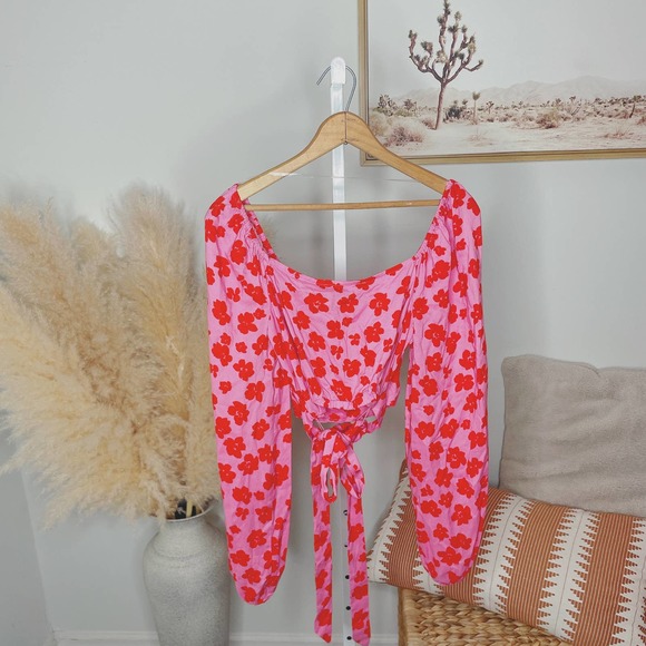 Revolve | Sanctuary Going Solo Crop Tie Top in Cherry Kiss - Picture 9 of 11